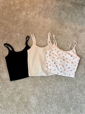 Old Navy Black, Cream, and White Floral Ribbed Camisole Trio
